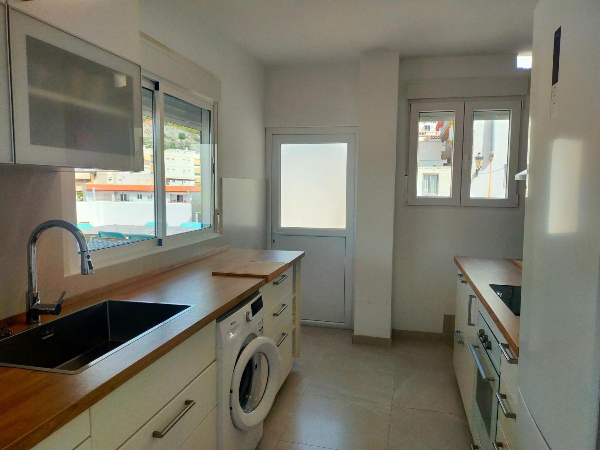 Amazing Apartment & Great Terrace & 4Bedrooms La Herradura  Buitenkant foto